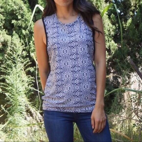 The Hanger Tops - The Hanger Blue White And Black Sleeveless Studded Top Sheer Back Size S